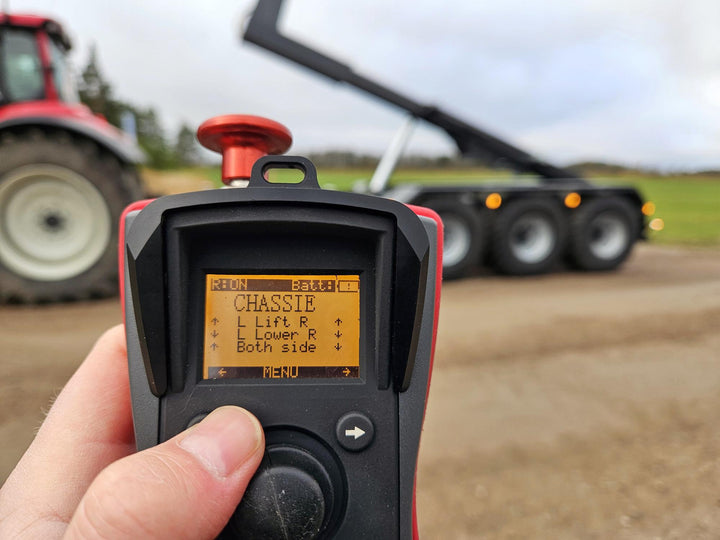 Radio hydraulik 12V MF50-65 Proportional TRANSCEIVER 849 160559