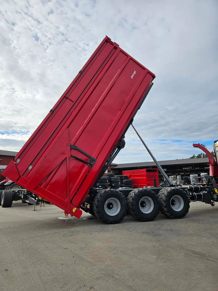 156485 tipping with hook lift trailer