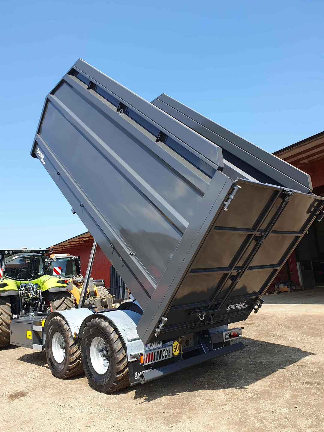 Container for arborist with machine loading capacity 165060