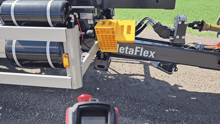 Hook lift trailer with hydraulic drawbar with suspension and adjustment possibility 172481
