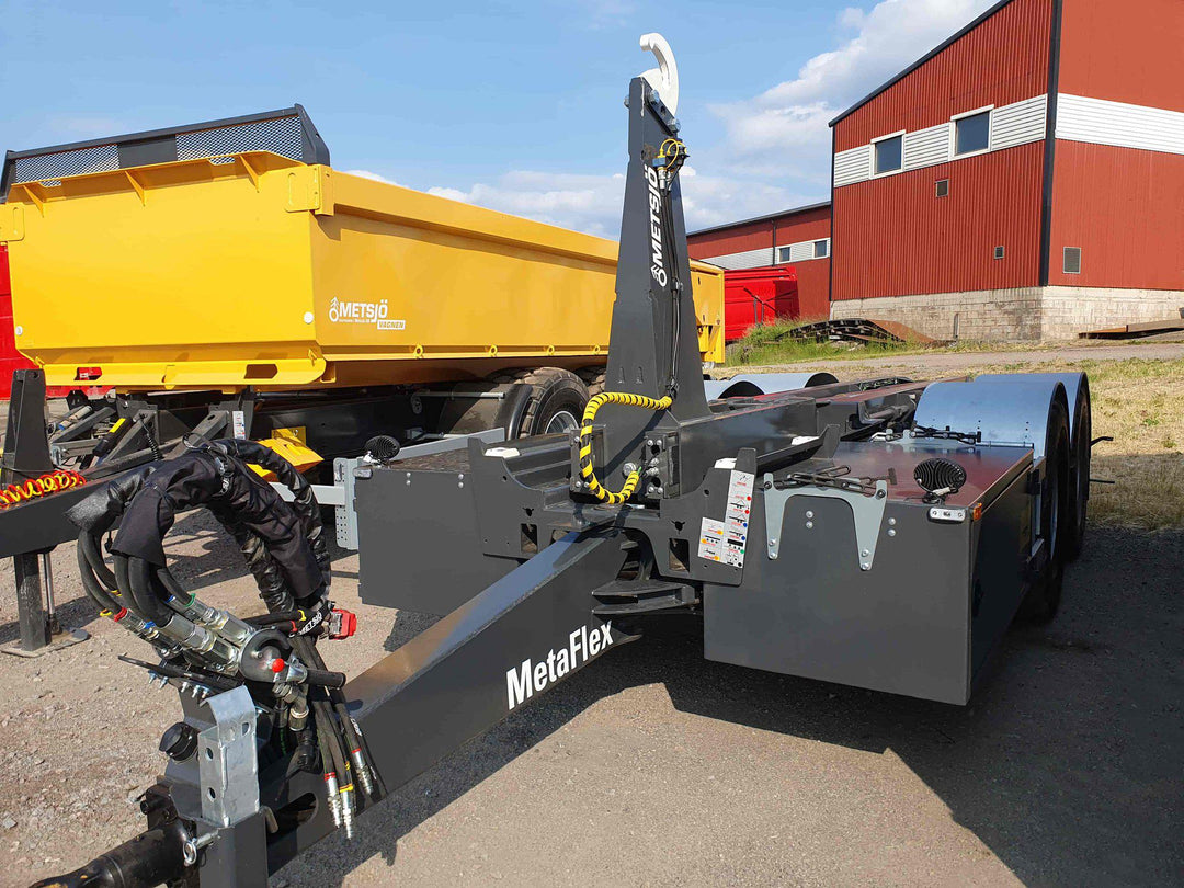 Long toolbox on Hook lift 137728