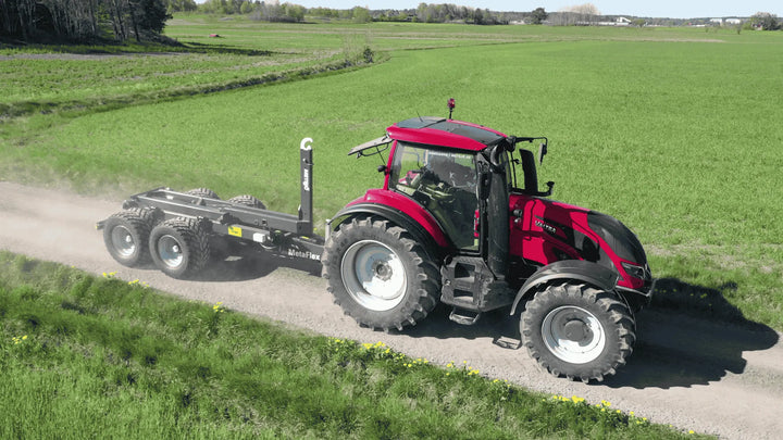 Short and strong hook lift trailer 152265