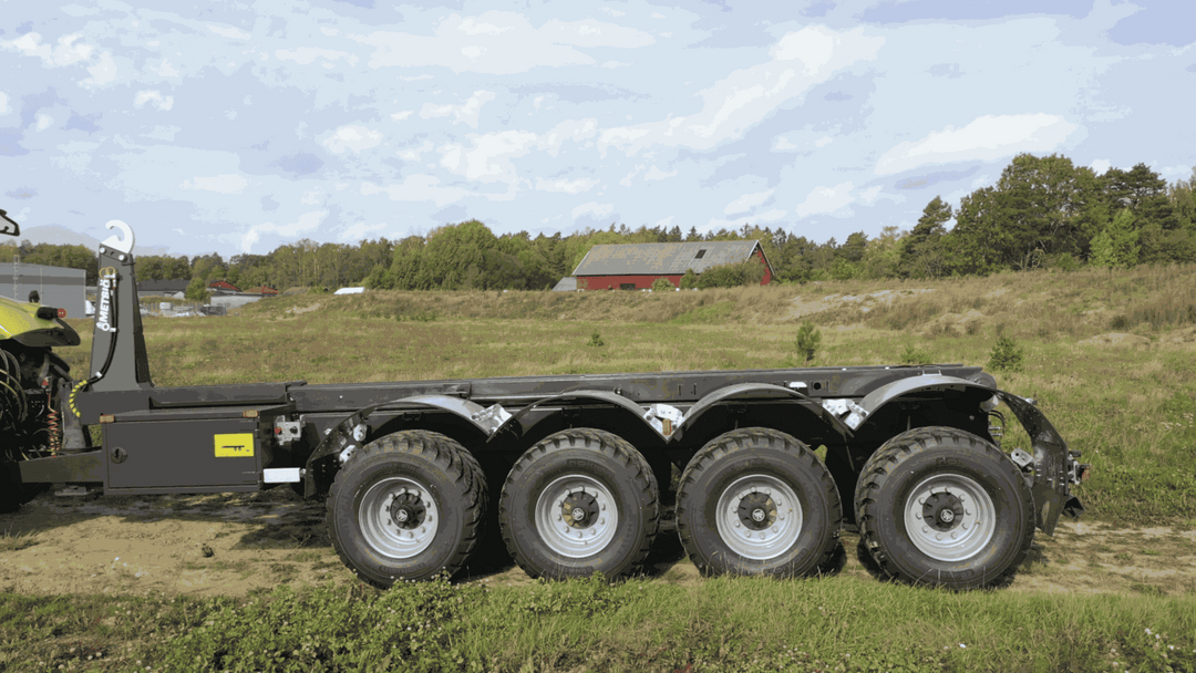 The worlds strongest hook lift trailer 153440