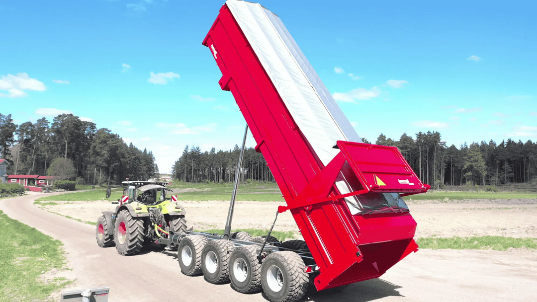 großer Getreideanhänger mit hydraulischer Abdeckung 173610